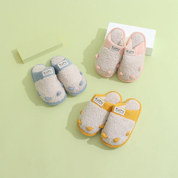 Imagen de PANTUFLAS KID BEAR (28/29)